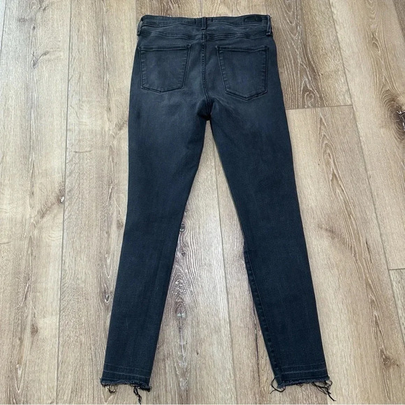 Abercrombie & Fitch Simone High Rise Ankle Black Distressed Jeans Sz 4R/27 GUC - Picture 7 of 7